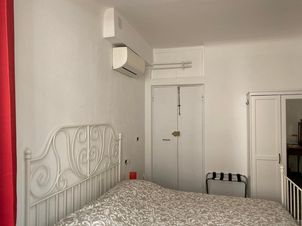 B&B Dormire Dai Grimaldi ジェノヴァ エクステリア 写真